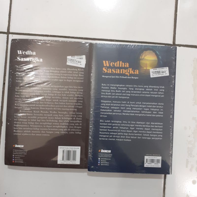 Book Book Book Wedha Sasangka Book 1 And Books 2 Volumes 1 And Volume 2 By Achmad Chodjim Read Shopee Malaysia