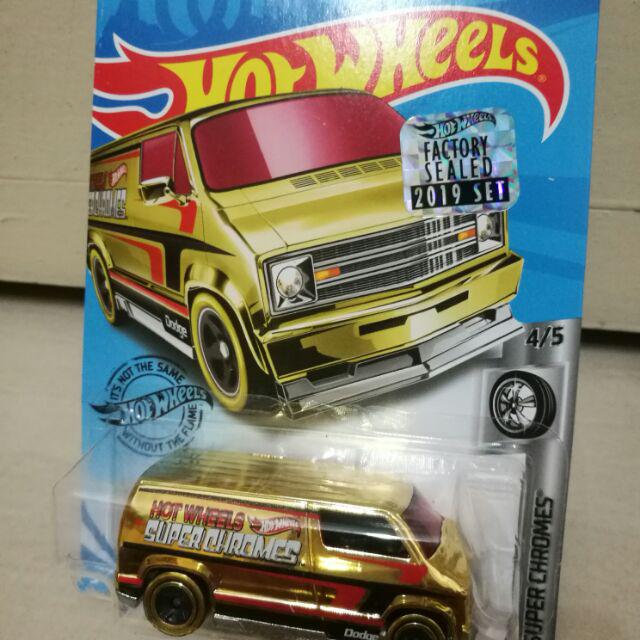 Details about   2019 HOT WHEELS ''SUPER CHROMES'' #23 = CUSTOM `77 DODGE VAN = CHROME int 