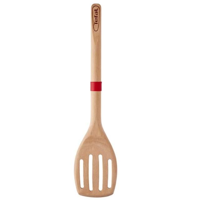 Slotted angle spatula