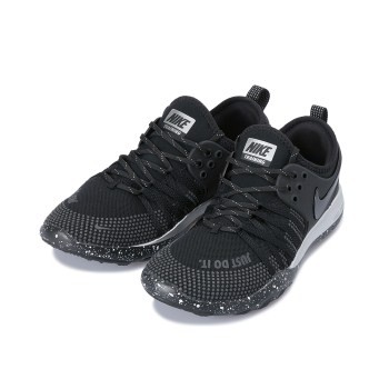 womens nike free tr 7 selfie