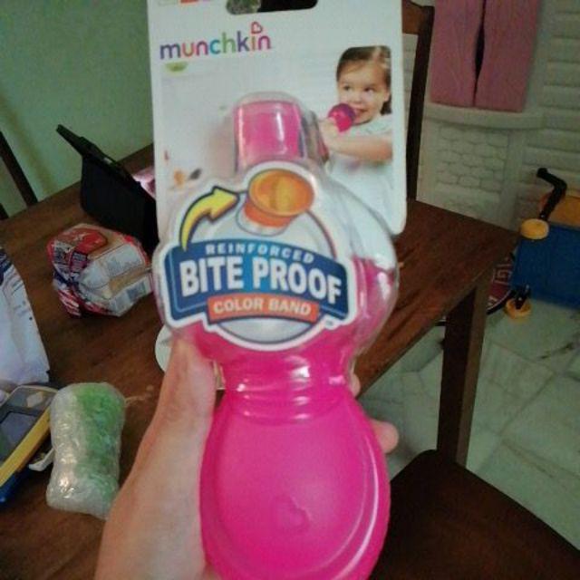 Munchkin Click Lock Bite Proof Sippy Cup 9oz Shopee Malaysia