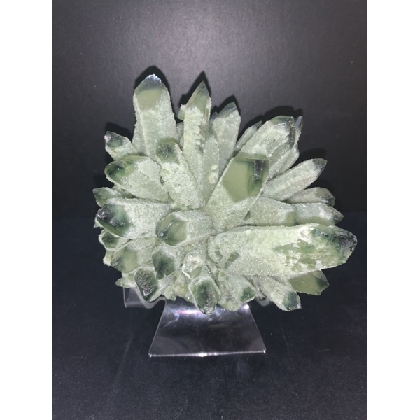 巴西天然绿晶柱花园 半天然半人工加色 Kluster Kristal Hijau SEMI Semulajadi Brasil Green Crystal Points Pot