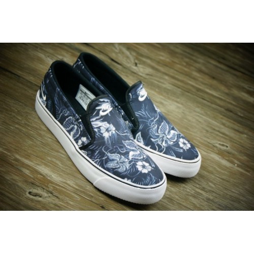 toki slip on