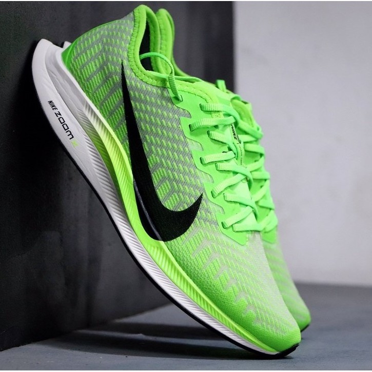 nike pegasus neon