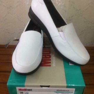 medifeet nurse shoes