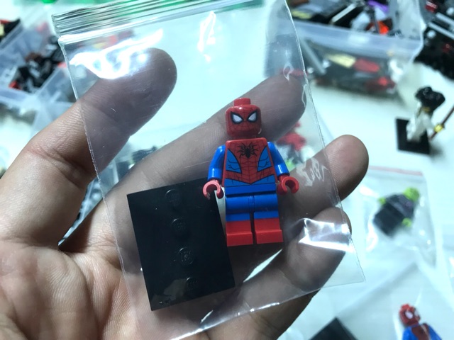 NEW auth LEGO minifigure Spider Man Metallic Blue eyes sh536 76113 76114 76115 