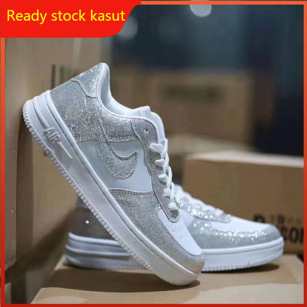 nike couple shoes white