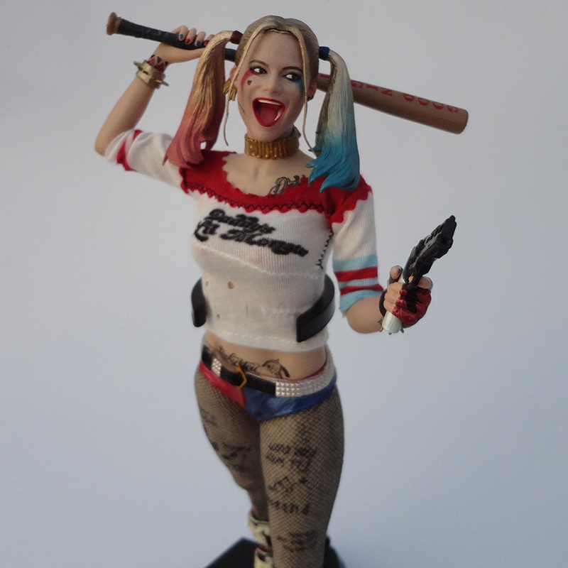 action figure harley quinn