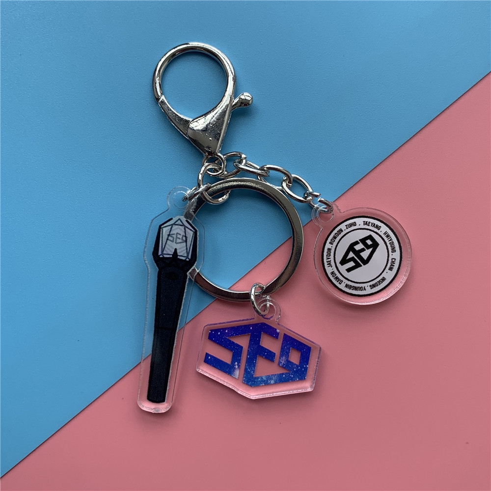 Kpop ASTRO SF9 LOONA WJSN Lightstick Shaped Key Chain Cute Keyring Pendant Charm 