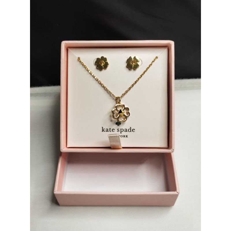 💯Authentic )KATE SPADE flower Stud Earrings And necklace Set Gold | Shopee  Malaysia