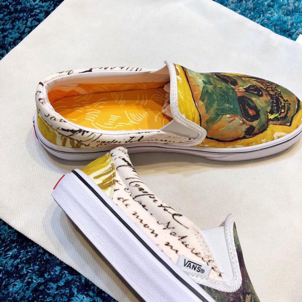 HOT*2019 New Original Vans men and women canvas shoes Low tops one color  Set of shoe | Shopee Malaysia
