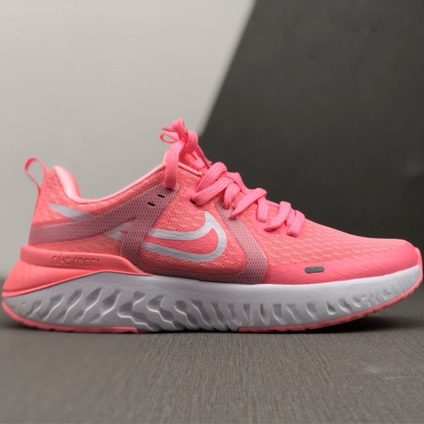 nike legend react 2 shield women's