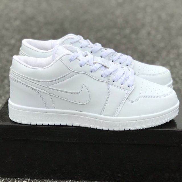 nike jordan low cut