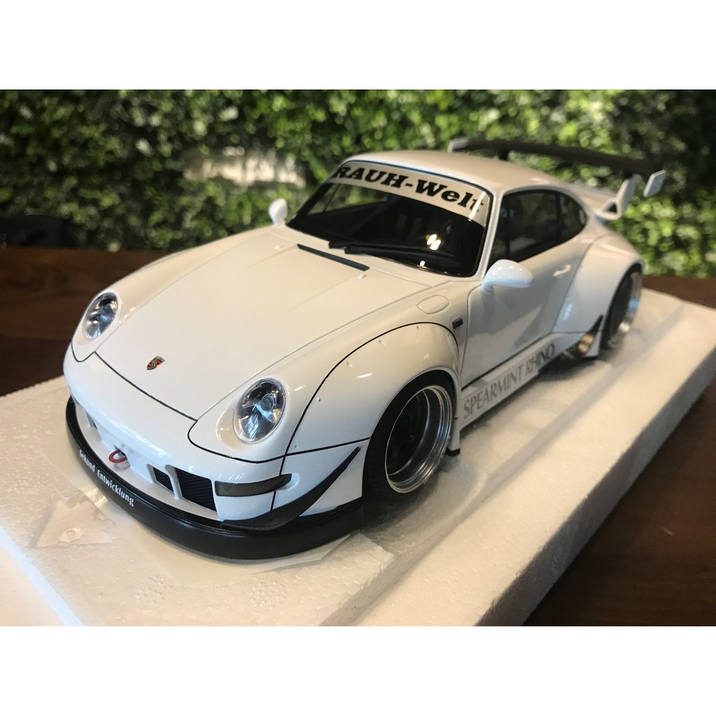 autoart porsche rwb