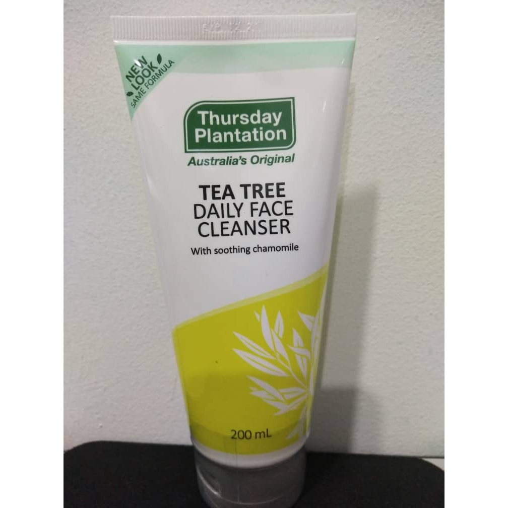 tea tree daily face cleanser