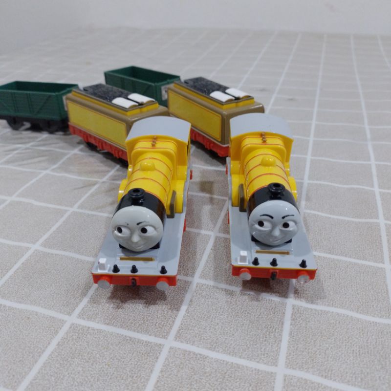 Plarail Thomas&Friends Molly Takara Tomy | Shopee Malaysia