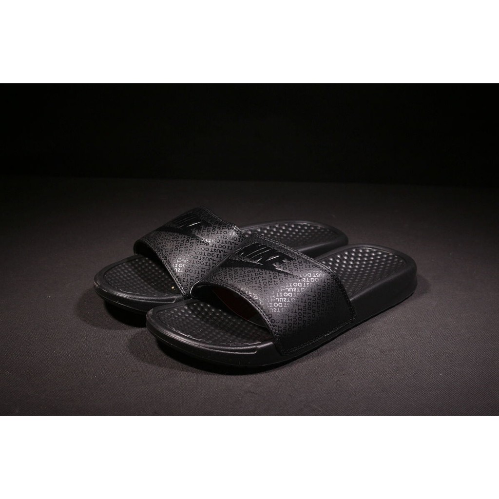 nike sandals black