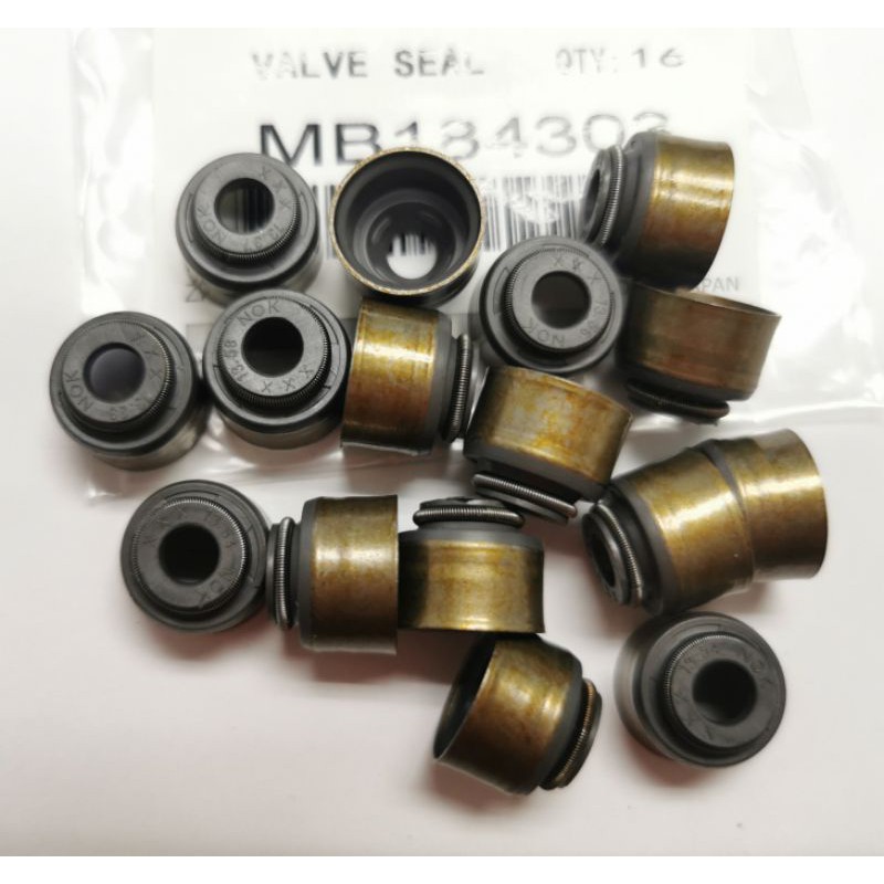 Original Proton Wira 1.6, 1.8, Perdana 2.0, Perdana V6 Valve Seal NOK