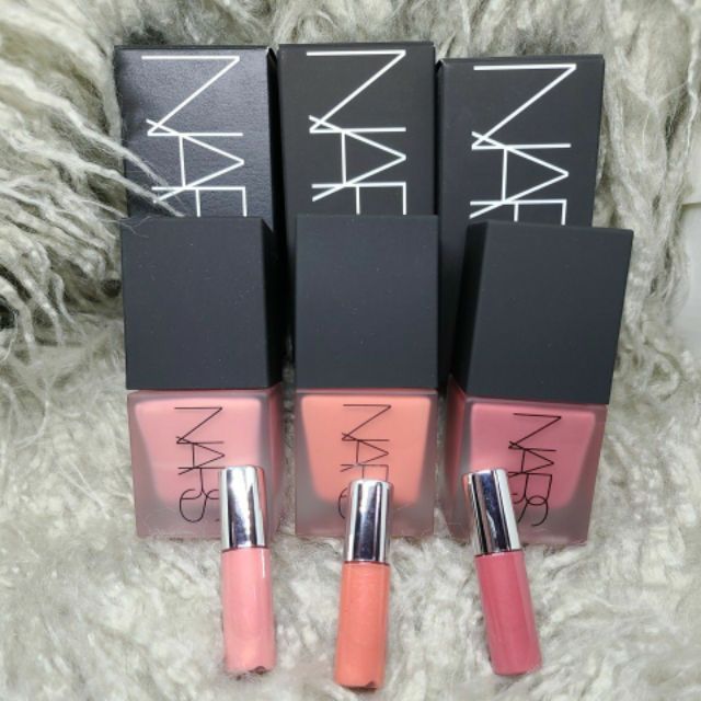 nars liquid blush applicator