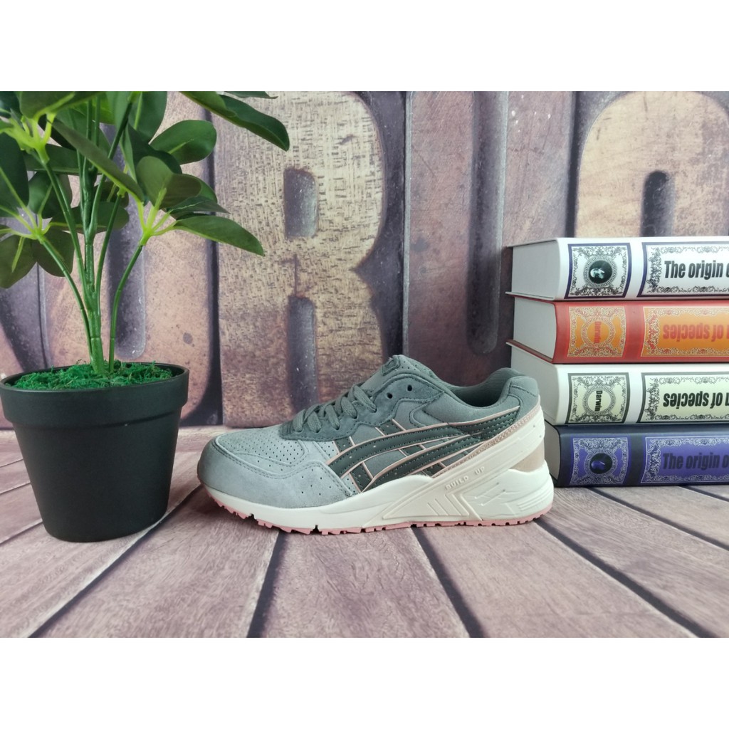 asics gel non slip