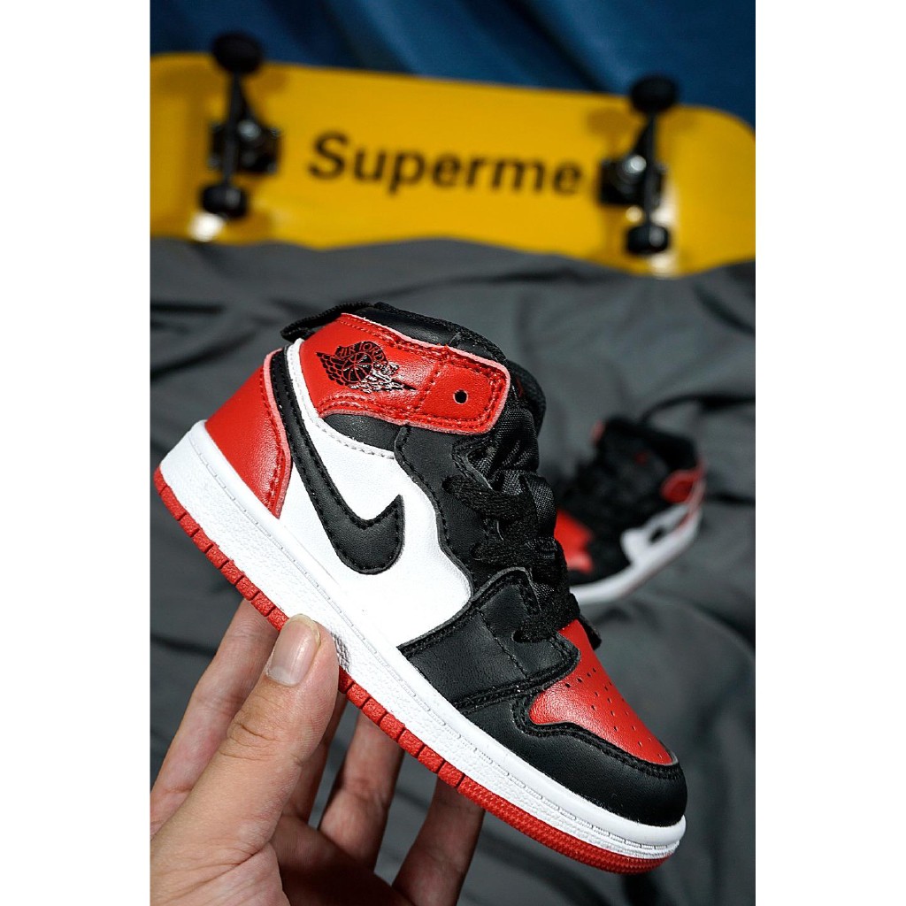 kids aj1