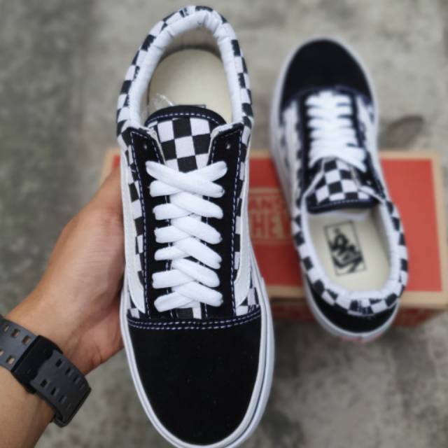 mens vans old skool checkerboard