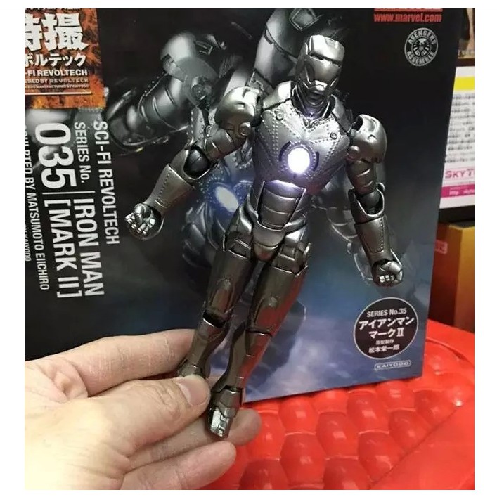 revoltech iron man mark 2