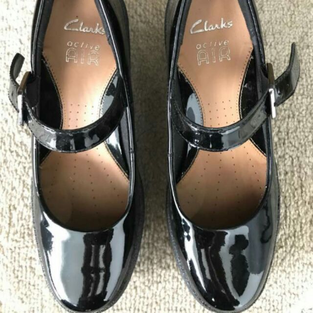 clarks active air mary jane shoes
