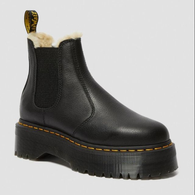 dr martens 2976 fur lined