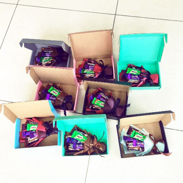 Ready Stock Florist Box Flower Gift Basket Bakul Bunga Coklat Bekas Flower Bouquet Surprise Bakul Bouquet