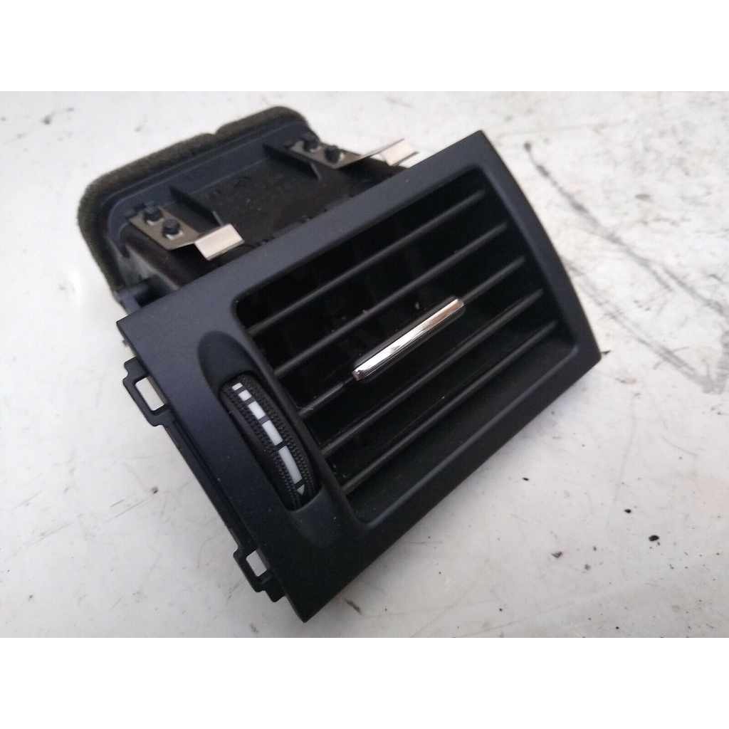 Original Mercedes Benz C-Class W204 Air Cond Vent Right Side (Used ...