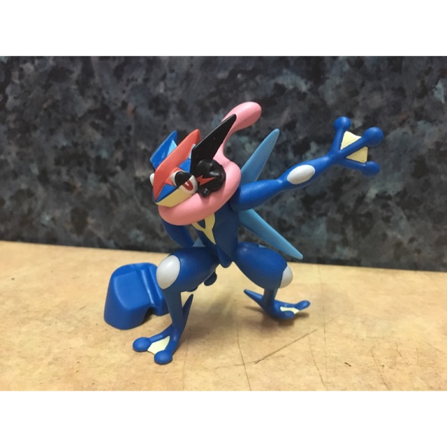 pokemon ash greninja figure