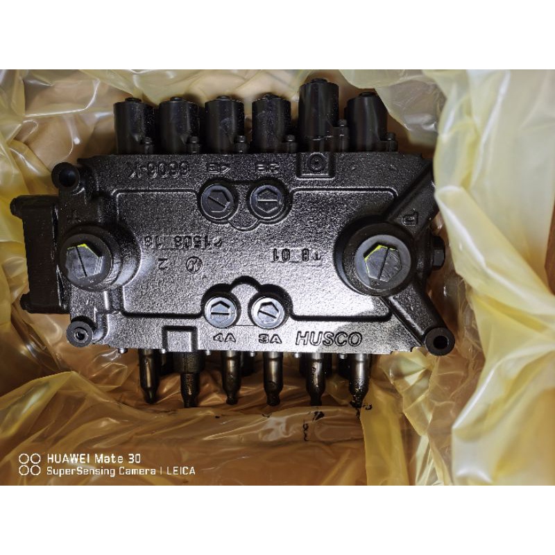 CASE Backhoe Control valve (47578533) Shopee Malaysia