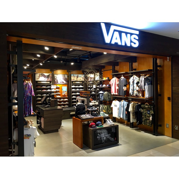 sunway pyramid vans shop