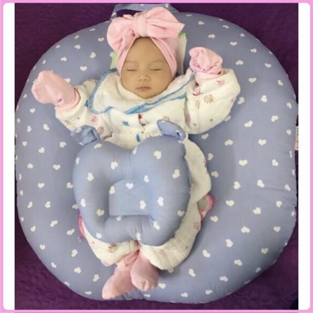 Antireflux pillows, sleeping cushions for babies (With concave pillows