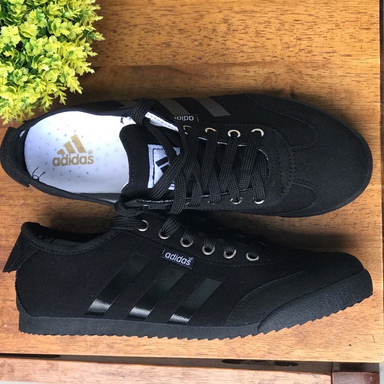 adidas samba triple black