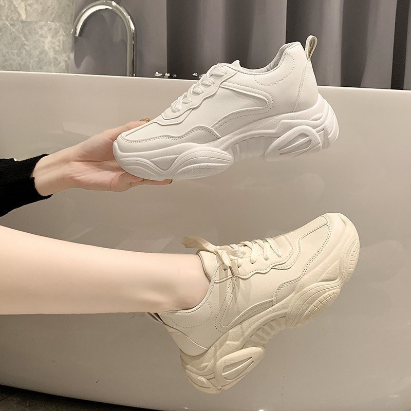 Korean Sport Sneakers White Women Shoes Soft Low Tops Lace-up Leather Upper Kasut Gym