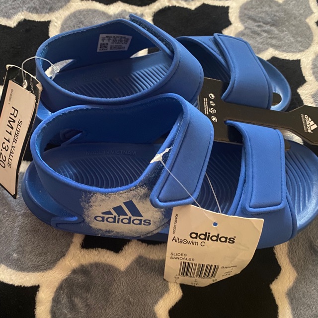 al ikhsan adidas sandal