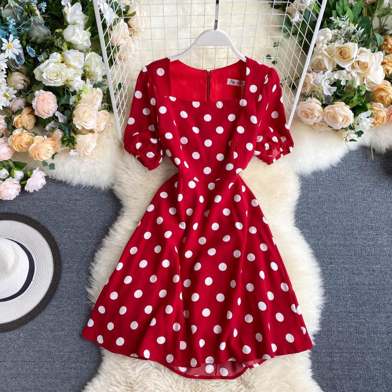 red polka dot bodycon dress