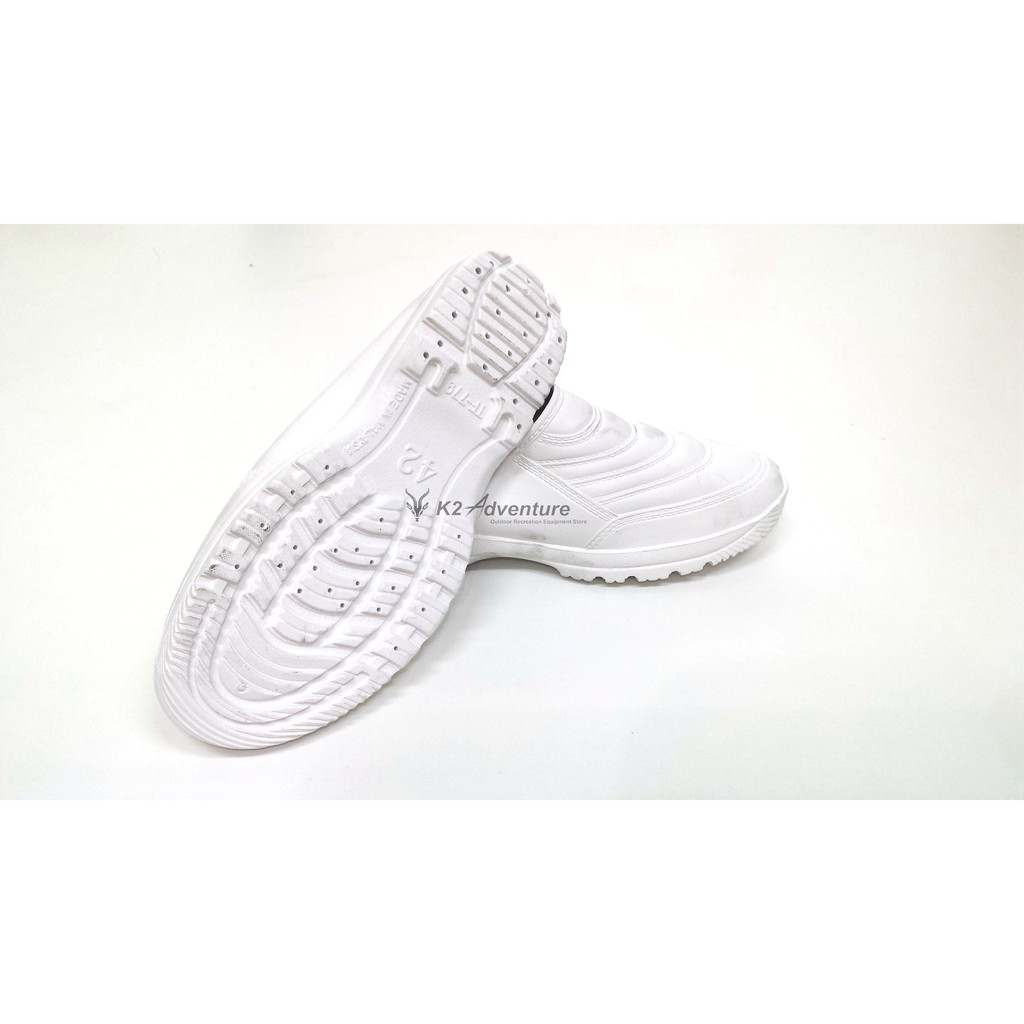 white shoes without lace