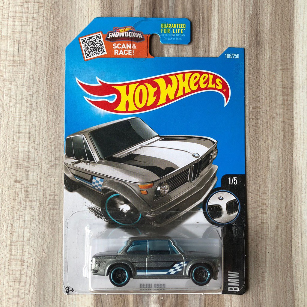 hot wheels bmw 2002