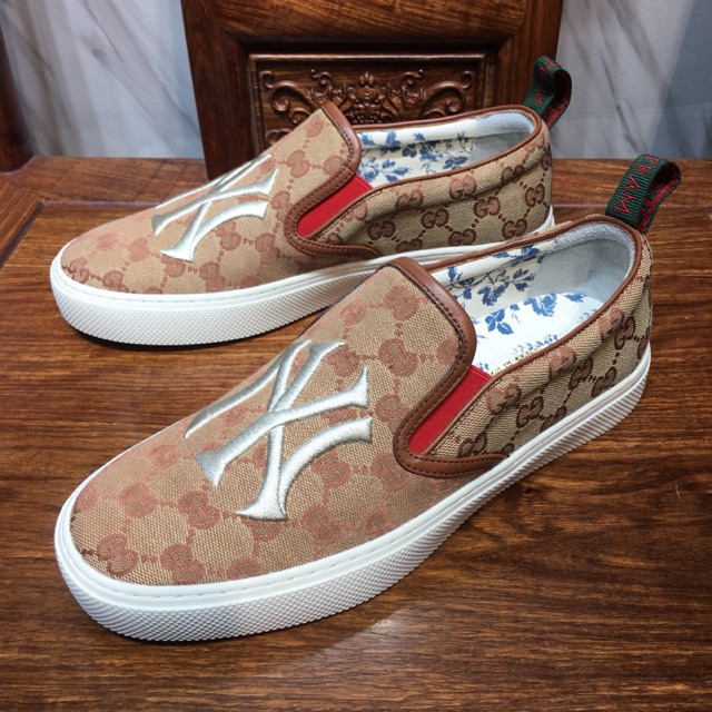 gucci sneakers slip on