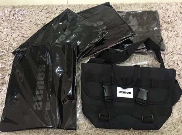 atmos sling bag