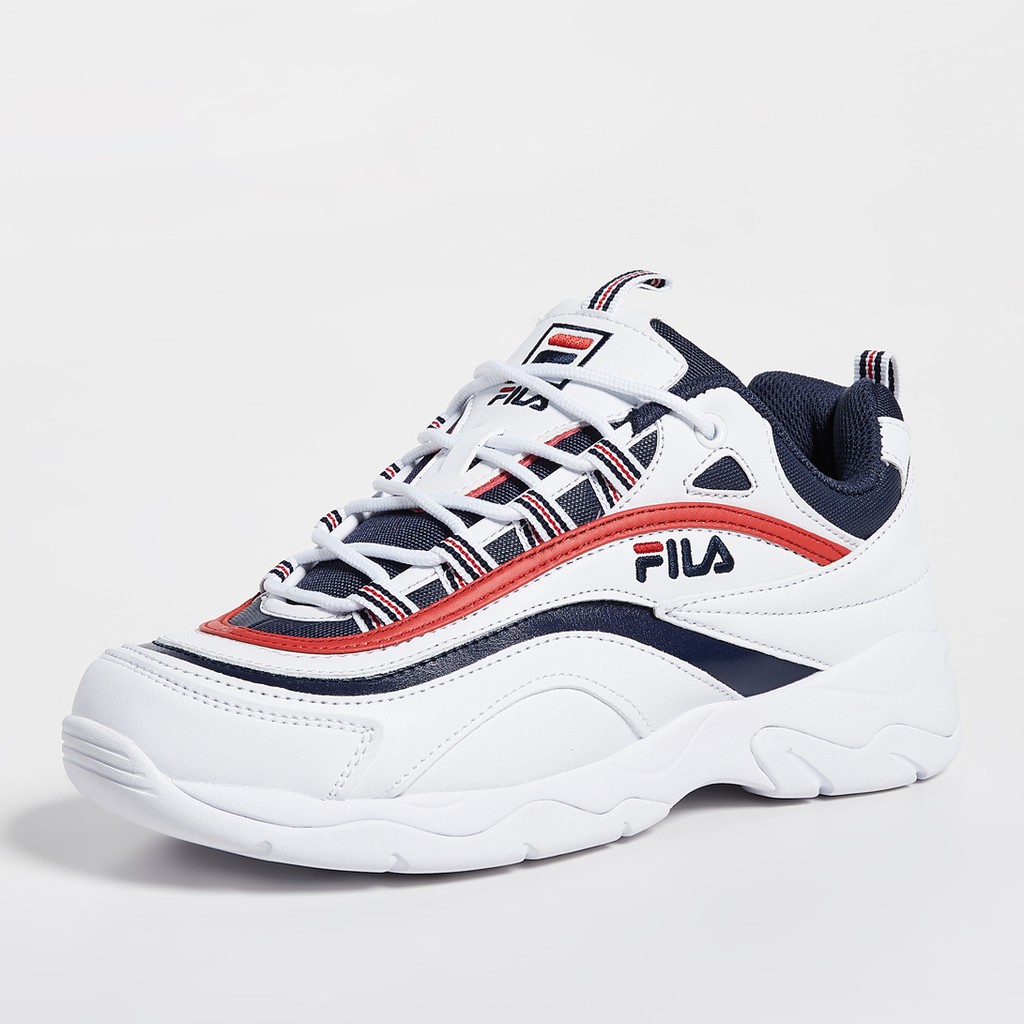 white chunky sneakers fila
