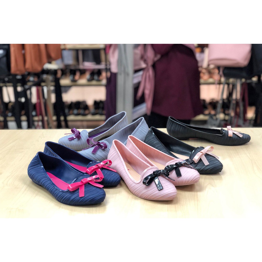 shopee jelly shoes