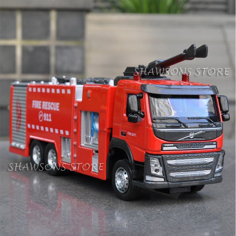 rc fire truck with water cannon