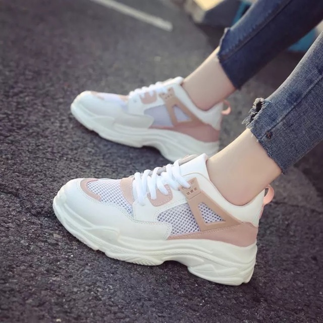 sports shoes with heels for ladies