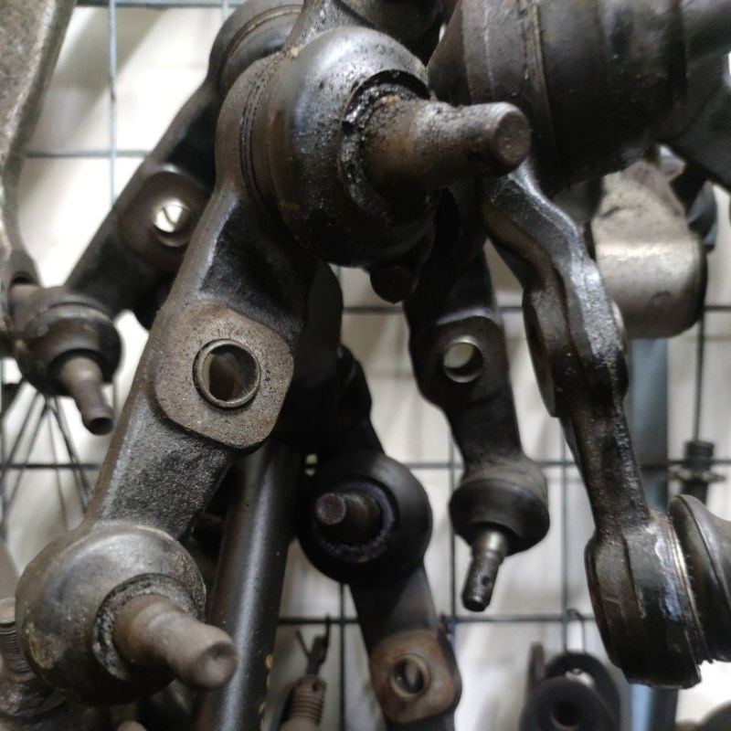 Lower arm ball joint Mark X Toyota original USED Shopee Malaysia