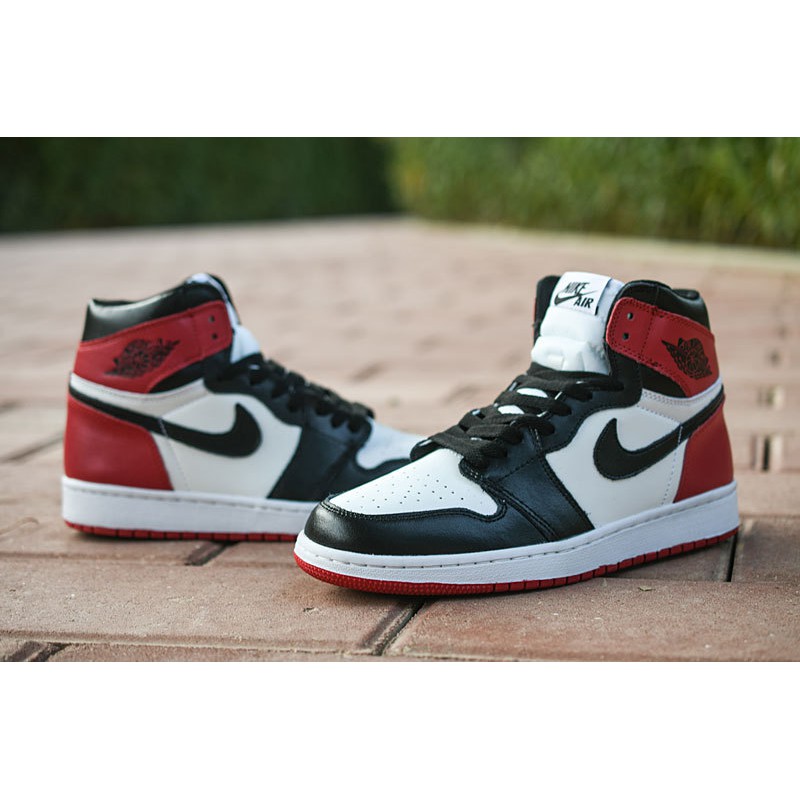 air jordan merah putih