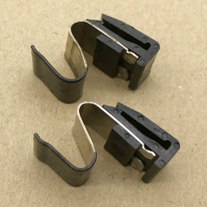 1PCS PROTON GEN2 WIRA satria WAJA PERSONA 2007-2015 PERDANA Mitsubishi SATRIA PETROL TANK/FUEL LID PANEL CLIP